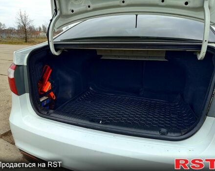 Белый Киа Рио, объемом двигателя 1.4 л и пробегом 163 тыс. км за 7800 $, фото 12 на Automoto.ua