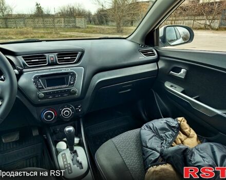 Белый Киа Рио, объемом двигателя 1.4 л и пробегом 163 тыс. км за 7800 $, фото 11 на Automoto.ua