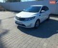 Белый Киа Рио, объемом двигателя 1.6 л и пробегом 218 тыс. км за 8000 $, фото 1 на Automoto.ua