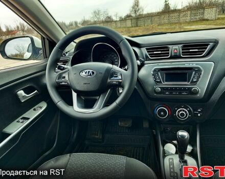 Белый Киа Рио, объемом двигателя 1.4 л и пробегом 163 тыс. км за 7800 $, фото 10 на Automoto.ua