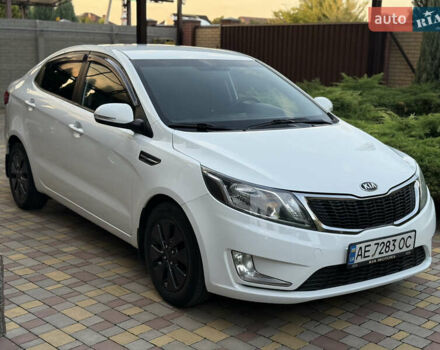 Белый Киа Рио, объемом двигателя 1.59 л и пробегом 138 тыс. км за 9333 $, фото 4 на Automoto.ua