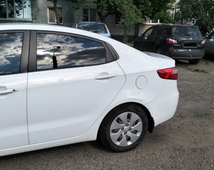 Білий Кіа Ріо, об'ємом двигуна 1.4 л та пробігом 84 тис. км за 8200 $, фото 16 на Automoto.ua