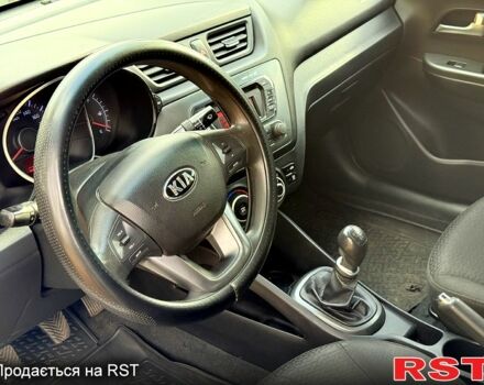 Белый Киа Рио, объемом двигателя 1.6 л и пробегом 255 тыс. км за 6200 $, фото 8 на Automoto.ua