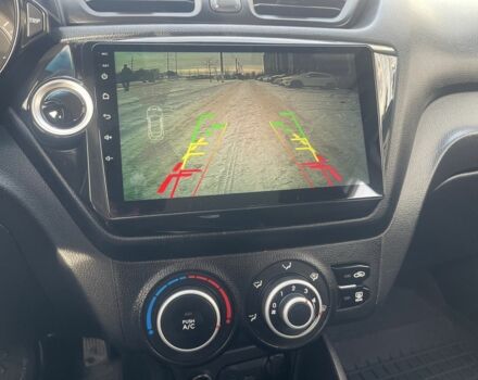 Белый Киа Рио, объемом двигателя 1.4 л и пробегом 141 тыс. км за 6300 $, фото 10 на Automoto.ua