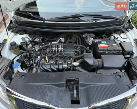 Белый Киа Рио, объемом двигателя 1.59 л и пробегом 138 тыс. км за 9333 $, фото 53 на Automoto.ua