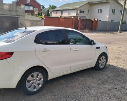 Білий Кіа Ріо, об'ємом двигуна 1.4 л та пробігом 84 тис. км за 8200 $, фото 2 на Automoto.ua