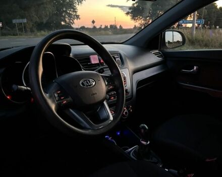 Белый Киа Рио, объемом двигателя 1.4 л и пробегом 190 тыс. км за 7000 $, фото 9 на Automoto.ua