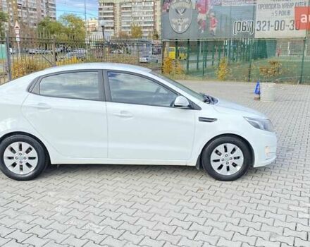 Киа Рио 2014 в Киеве на Automoto.ua Белый Киа Рио, объемом двигателя 1.59 л и пробегом 69 тыс. км за 8499 $, фото 2 на Automoto.ua