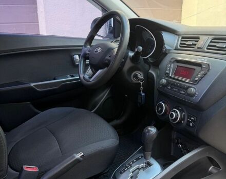 Белый Киа Рио, объемом двигателя 1.4 л и пробегом 143 тыс. км за 9199 $, фото 6 на Automoto.ua