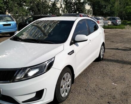 Білий Кіа Ріо, об'ємом двигуна 1.4 л та пробігом 84 тис. км за 8200 $, фото 12 на Automoto.ua