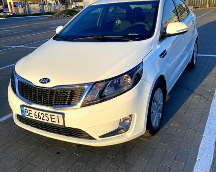 Белый Киа Рио, объемом двигателя 1.6 л и пробегом 103 тыс. км за 7500 $, фото 6 на Automoto.ua