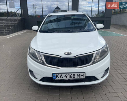 Білий Кіа Ріо, об'ємом двигуна 1.4 л та пробігом 141 тис. км за 6500 $, фото 1 на Automoto.ua
