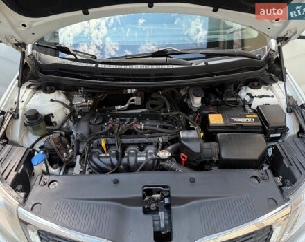 Белый Киа Рио, объемом двигателя 1.4 л и пробегом 143 тыс. км за 9199 $, фото 15 на Automoto.ua