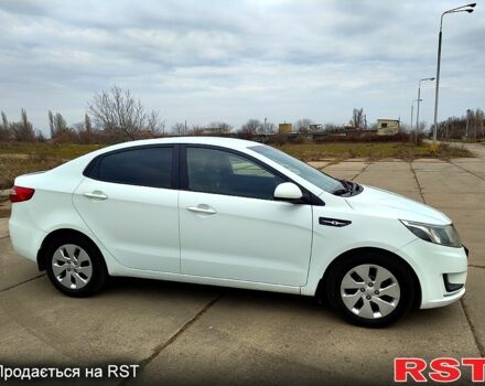Белый Киа Рио, объемом двигателя 1.4 л и пробегом 163 тыс. км за 7800 $, фото 6 на Automoto.ua
