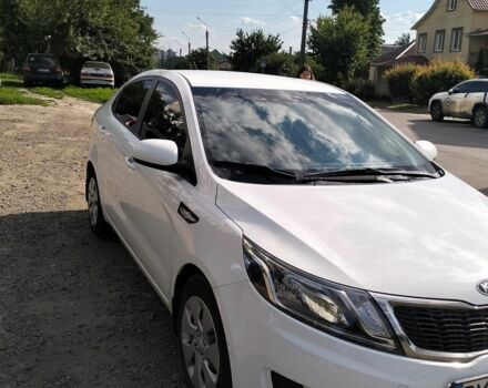 Білий Кіа Ріо, об'ємом двигуна 1.4 л та пробігом 84 тис. км за 8200 $, фото 13 на Automoto.ua