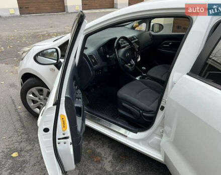 Киа Рио 2015 в Виннице на Automoto.ua Белый Киа Рио, объемом двигателя 1.4 л и пробегом 143 тыс. км за 6700 $, фото 20 на Automoto.ua