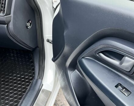 Белый Киа Рио, объемом двигателя 1.4 л и пробегом 149 тыс. км за 6700 $, фото 6 на Automoto.ua