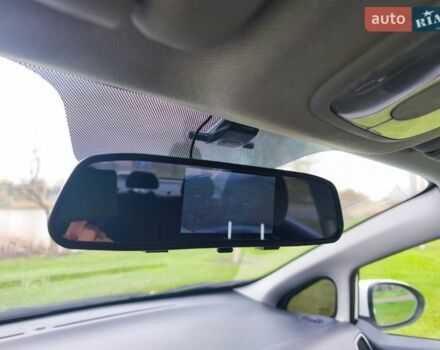 Белый Киа Рио, объемом двигателя 1.25 л и пробегом 85 тыс. км за 8400 $, фото 17 на Automoto.ua