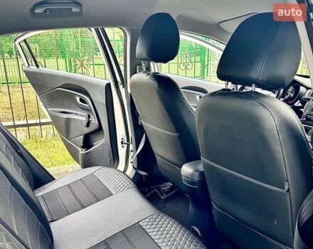 Белый Киа Рио, объемом двигателя 1.4 л и пробегом 160 тыс. км за 9100 $, фото 11 на Automoto.ua