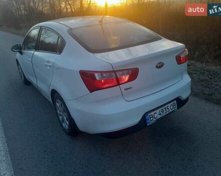 Белый Киа Рио, объемом двигателя 1.4 л и пробегом 159 тыс. км за 9800 $, фото 1 на Automoto.ua