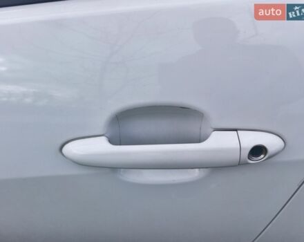 Белый Киа Рио, объемом двигателя 1.25 л и пробегом 85 тыс. км за 7600 $, фото 14 на Automoto.ua