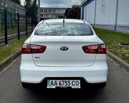 Белый Киа Рио, объемом двигателя 1.4 л и пробегом 160 тыс. км за 9100 $, фото 3 на Automoto.ua