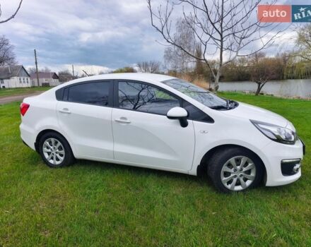 Белый Киа Рио, объемом двигателя 1.25 л и пробегом 85 тыс. км за 8400 $, фото 4 на Automoto.ua