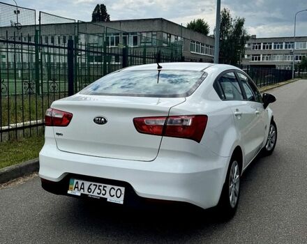 Белый Киа Рио, объемом двигателя 1.4 л и пробегом 160 тыс. км за 9100 $, фото 2 на Automoto.ua