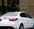 Белый Киа Рио, объемом двигателя 1.6 л и пробегом 76 тыс. км за 325000 $, фото 4 на Automoto.ua