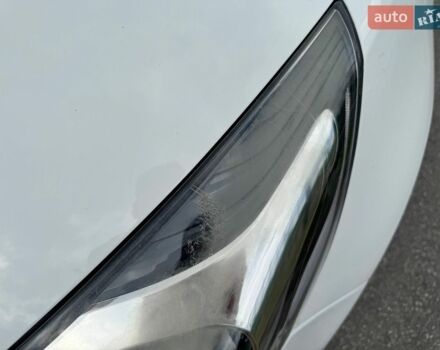 Белый Киа Рио, объемом двигателя 1.4 л и пробегом 160 тыс. км за 9100 $, фото 18 на Automoto.ua