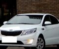 Белый Киа Рио, объемом двигателя 1.6 л и пробегом 76 тыс. км за 325000 $, фото 6 на Automoto.ua