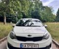 Білий Кіа Ріо, об'ємом двигуна 1.59 л та пробігом 174 тис. км за 8701 $, фото 2 на Automoto.ua