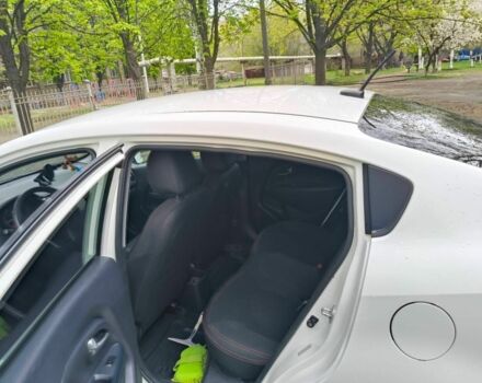 Белый Киа Рио, объемом двигателя 1.6 л и пробегом 133 тыс. км за 8500 $, фото 4 на Automoto.ua
