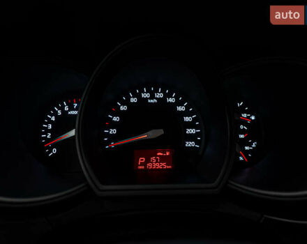 Білий Кіа Ріо, об'ємом двигуна 1.4 л та пробігом 193 тис. км за 9864 $, фото 12 на Automoto.ua