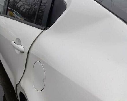 Белый Киа Рио, объемом двигателя 1.4 л и пробегом 85 тыс. км за 3000 $, фото 6 на Automoto.ua