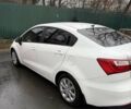 Белый Киа Рио, объемом двигателя 1.4 л и пробегом 870 тыс. км за 12000 $, фото 1 на Automoto.ua