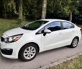 Белый Киа Рио, объемом двигателя 1.6 л и пробегом 174 тыс. км за 8600 $, фото 3 на Automoto.ua