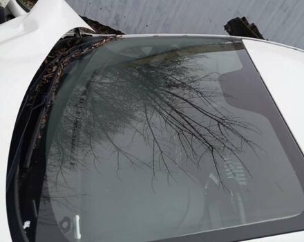 Белый Киа Рио, объемом двигателя 1.4 л и пробегом 85 тыс. км за 3000 $, фото 5 на Automoto.ua