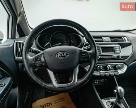 Білий Кіа Ріо, об'ємом двигуна 1.4 л та пробігом 193 тис. км за 9864 $, фото 11 на Automoto.ua
