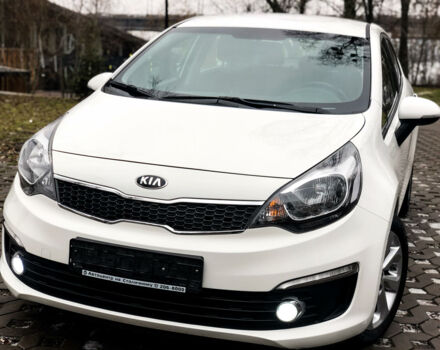 Белый Киа Рио, объемом двигателя 1.4 л и пробегом 8 тыс. км за 11999 $, фото 1 на Automoto.ua