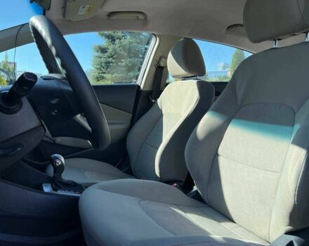 Белый Киа Рио, объемом двигателя 1.6 л и пробегом 70 тыс. км за 8550 $, фото 14 на Automoto.ua