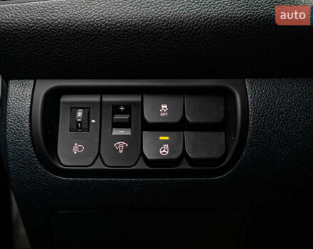 Білий Кіа Ріо, об'ємом двигуна 1.4 л та пробігом 193 тис. км за 9864 $, фото 14 на Automoto.ua