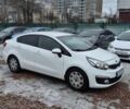 Білий Кіа Ріо, об'ємом двигуна 1.4 л та пробігом 182 тис. км за 10500 $, фото 2 на Automoto.ua