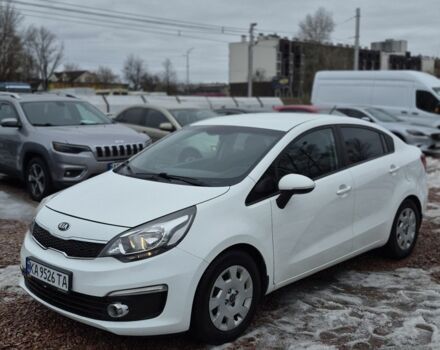 Білий Кіа Ріо, об'ємом двигуна 1.4 л та пробігом 182 тис. км за 9999 $, фото 1 на Automoto.ua