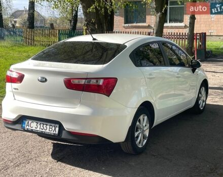 Білий Кіа Ріо, об'ємом двигуна 1.4 л та пробігом 140 тис. км за 9350 $, фото 8 на Automoto.ua