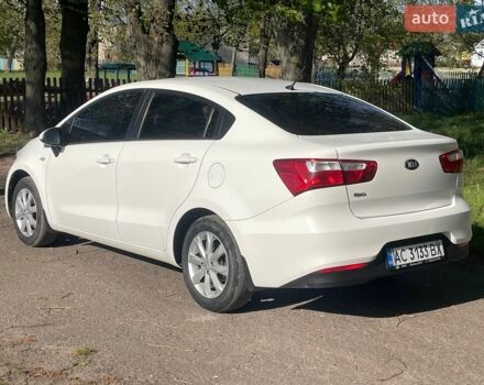 Білий Кіа Ріо, об'ємом двигуна 1.4 л та пробігом 140 тис. км за 9350 $, фото 10 на Automoto.ua