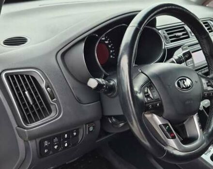 Білий Кіа Ріо, об'ємом двигуна 1.4 л та пробігом 182 тис. км за 10500 $, фото 8 на Automoto.ua