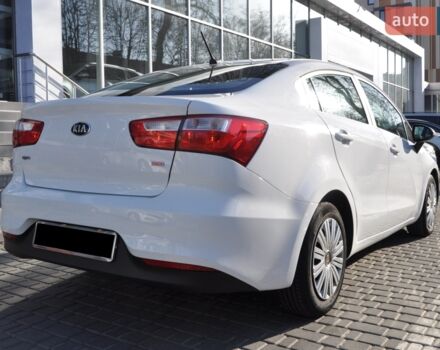Белый Киа Рио, объемом двигателя 1.6 л и пробегом 117 тыс. км за 8300 $, фото 8 на Automoto.ua