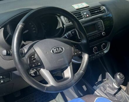 Білий Кіа Ріо, об'ємом двигуна 1.4 л та пробігом 49 тис. км за 10300 $, фото 6 на Automoto.ua