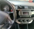 Білий Кіа Ріо, об'ємом двигуна 1.4 л та пробігом 49 тис. км за 10600 $, фото 35 на Automoto.ua
